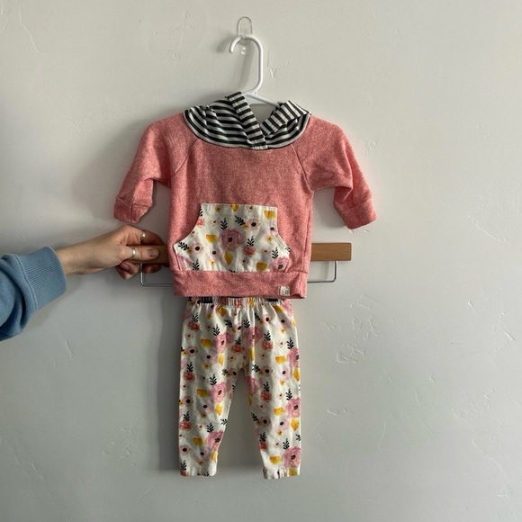 OG Lulu + Roo - Picture 1 of 10